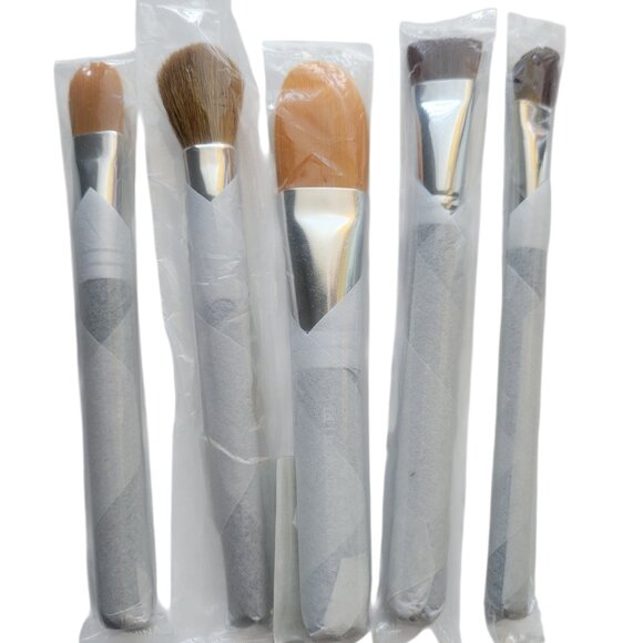 i.d. Bare Escentuals Cosmetic Brush Lot Max Coverage Face Brush Concealer SEALED - Picture 1 of 6